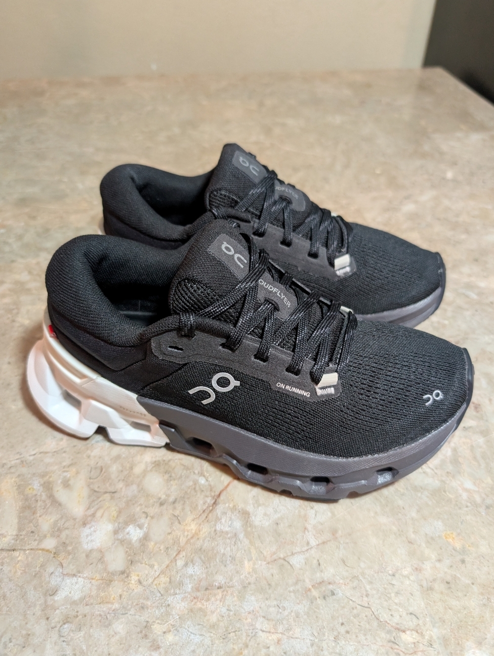 On Cloudflyer 5 Black-white Cushioned Feel Stable And Support Shoes Women Size 5